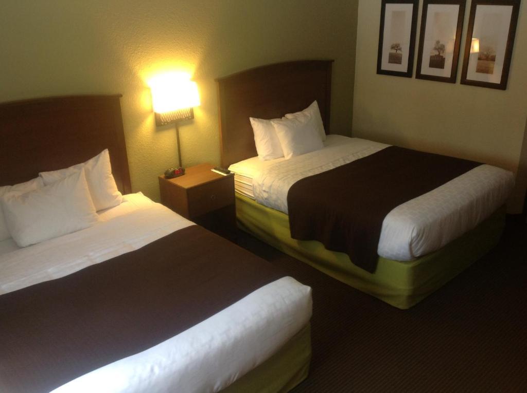 Cobblestone Hotel & Suites - Wisconsin Rapids Habitación foto